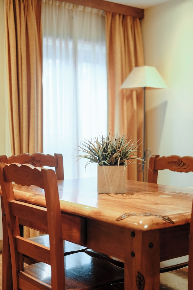 Hostal Del Bosque 52/62