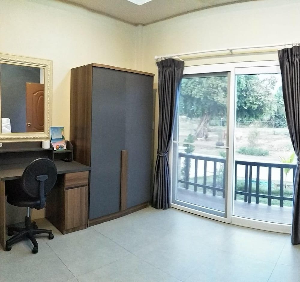 Suwi Coco Ville Resort 50/56