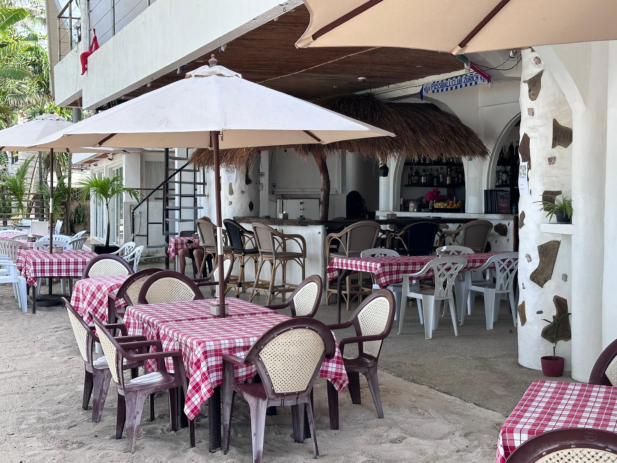 Oro Beach Resort 26/50