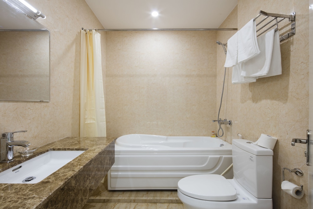 Vien Dong Hotel 2B 58/60