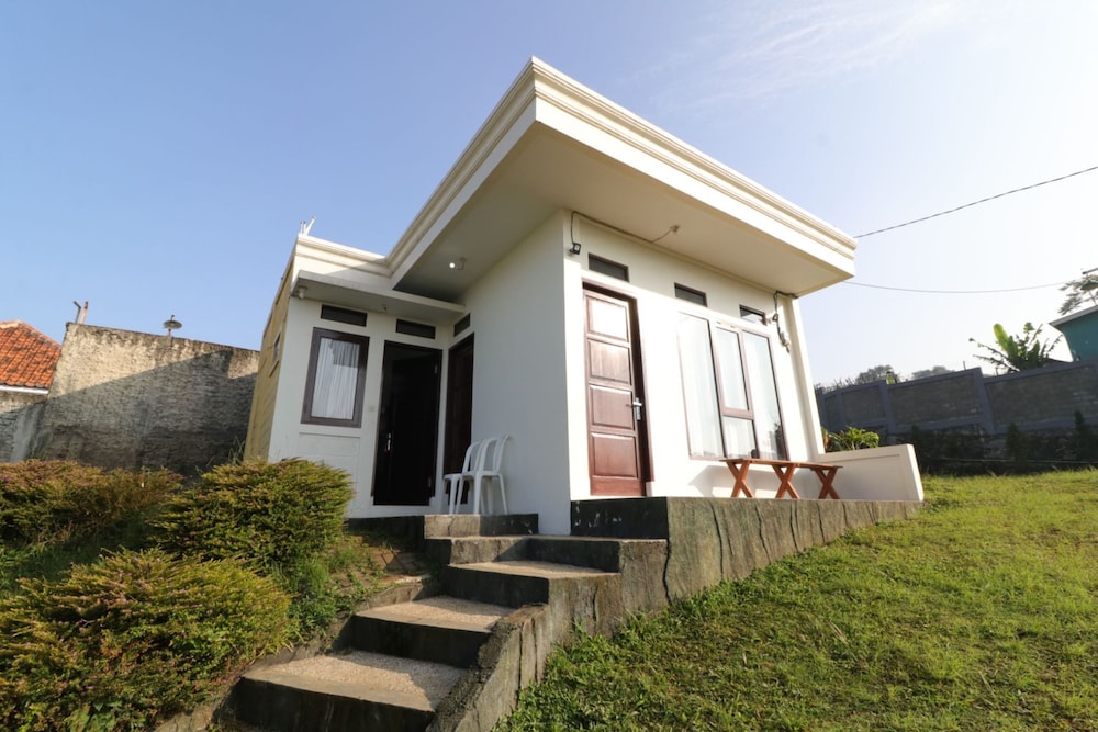 Lembur Incu Syariah Villa by ZUZU 36/46