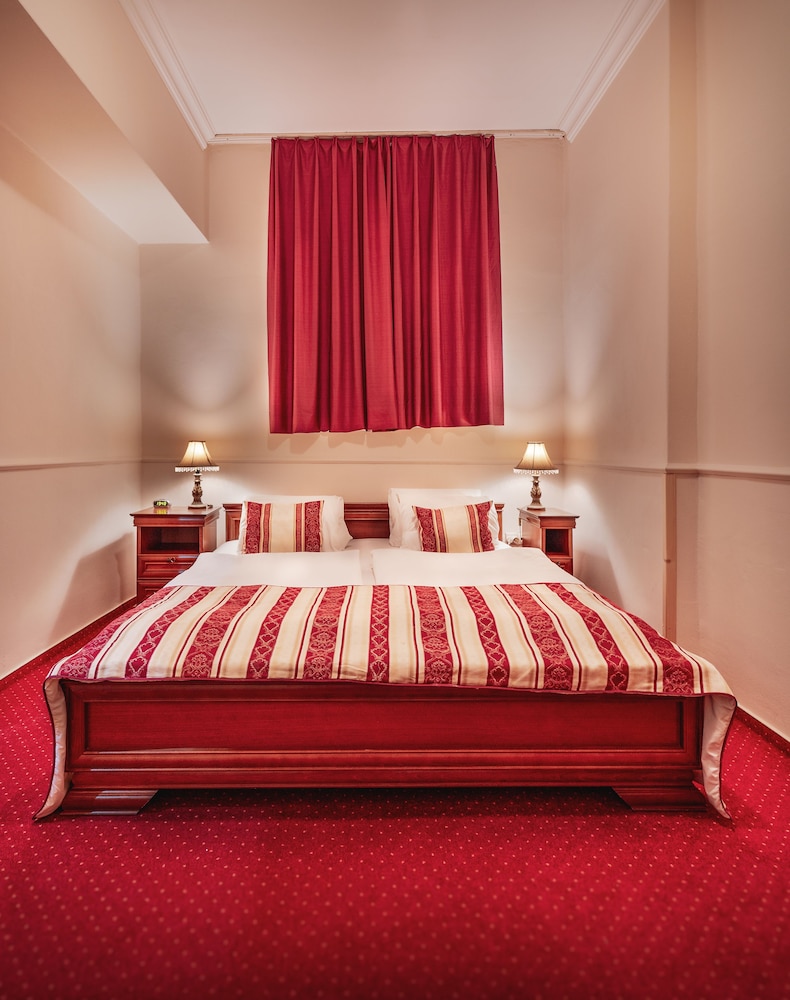 BEST WESTERN HOTEL CAPITAL 14/50