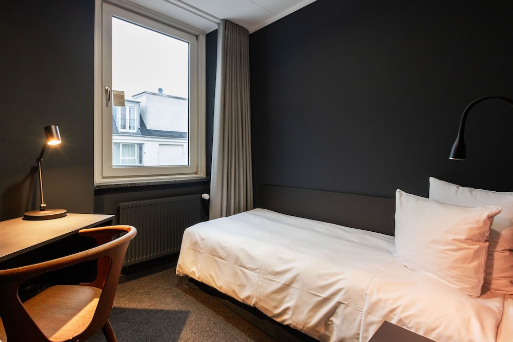 STANDARD, SINGLE, SINGLE BED