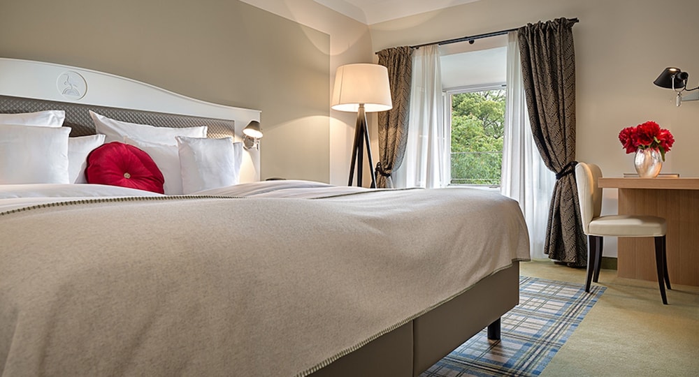 CLASSIC, DOUBLE BED