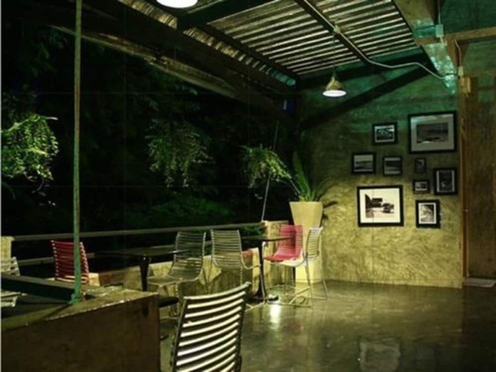 The B Ranong Trend Hotel 49/70