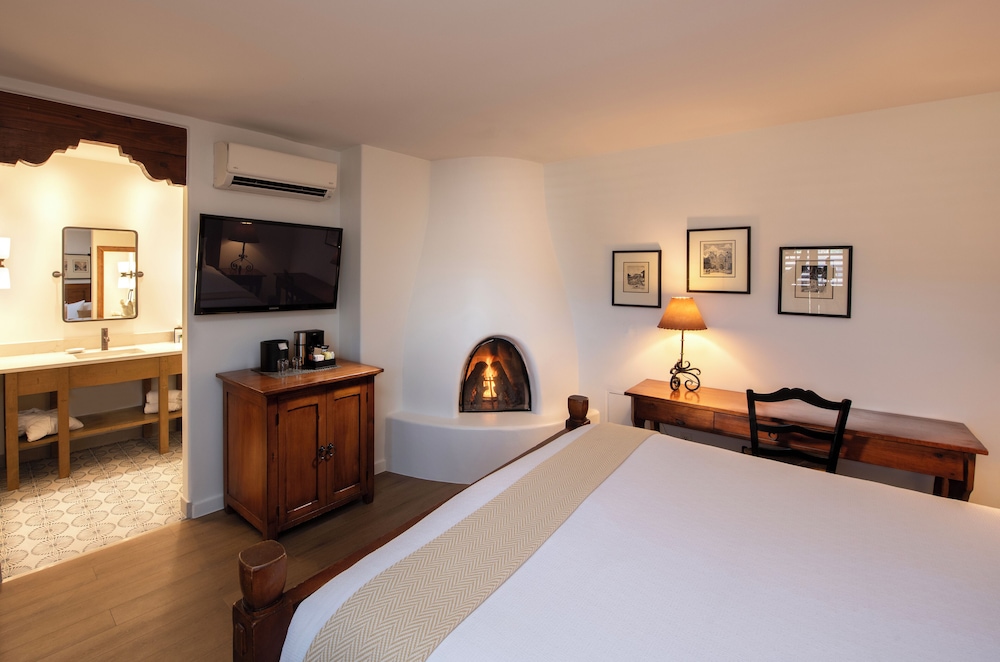 Old Santa Fe Inn 18/64