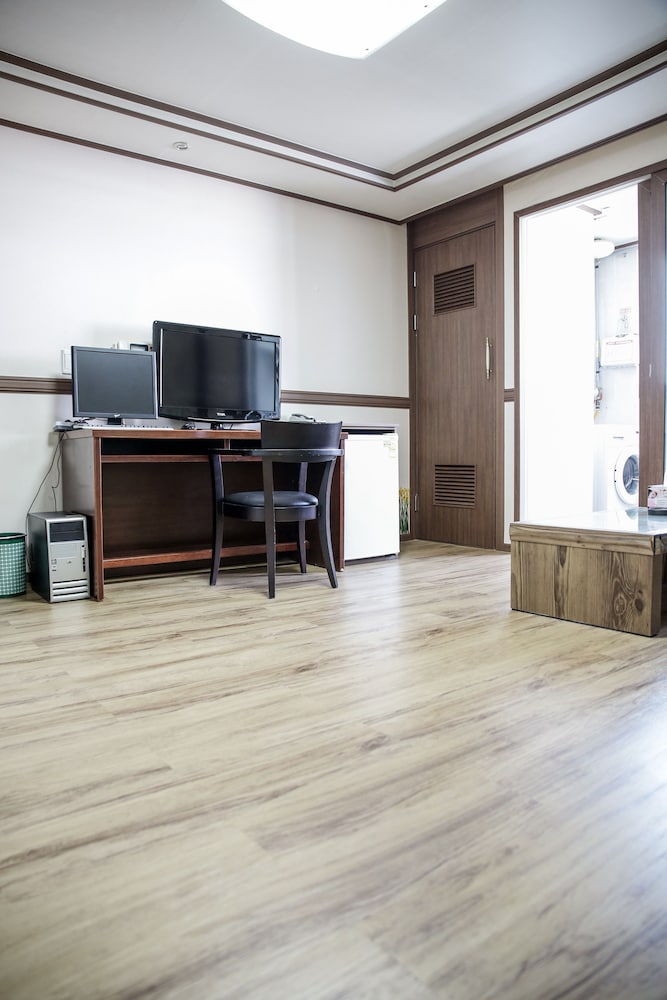 Hill Stay Hotel Residence 35/44