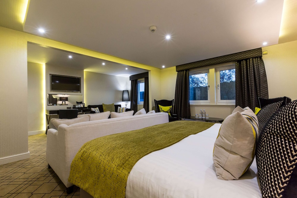 JUNIOR SUITE, KING BED
