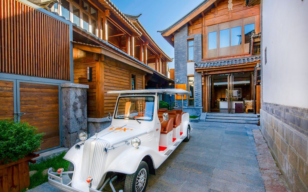 LUX Tea Horse Road Lijiang 37/44