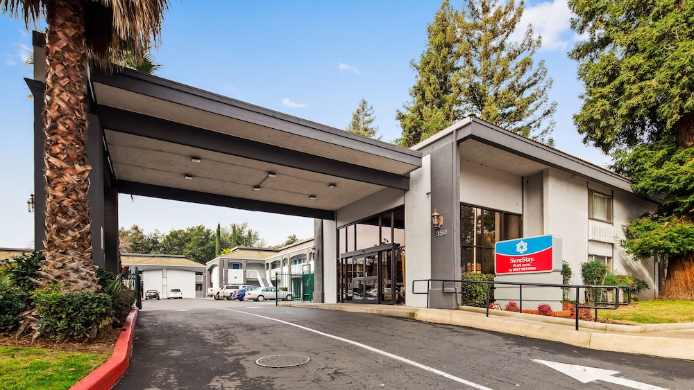 SureStay Plus Hotel by Best Western Sacramento North 5/32