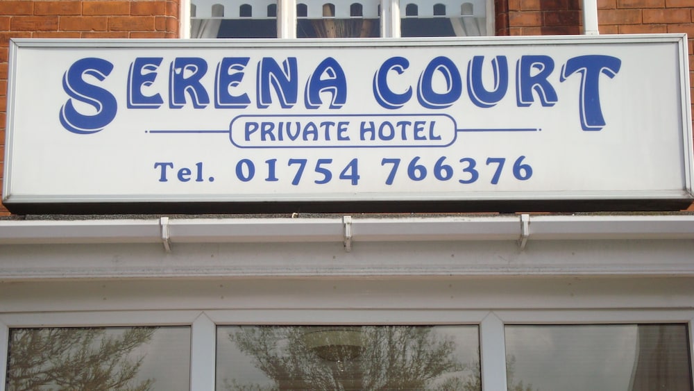 Serena Court 2/35
