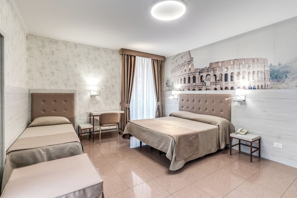 Hotel Milo 23/50