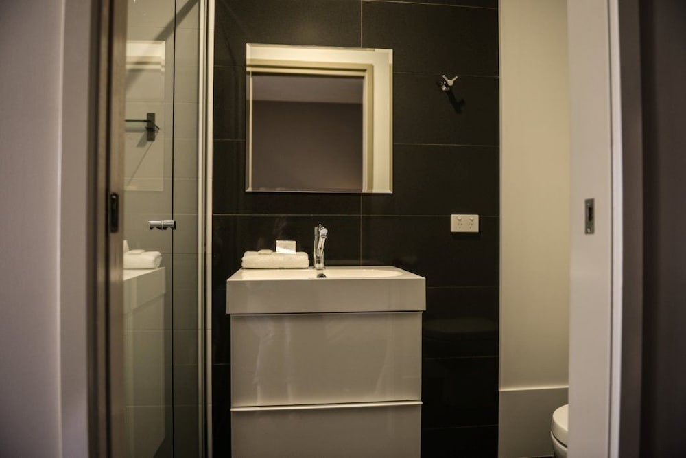 Crossroads Hotel Narrabri 36/39