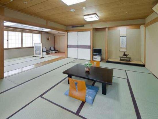 MIKIHAN RYOKAN 24/31