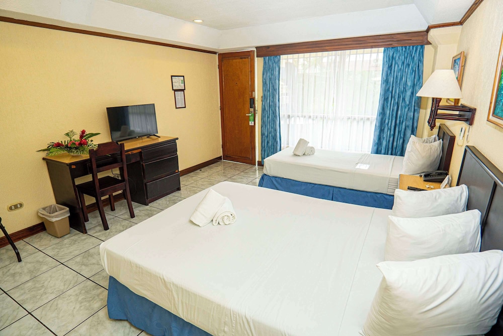Superior, 1 Double and 1 Single Bed