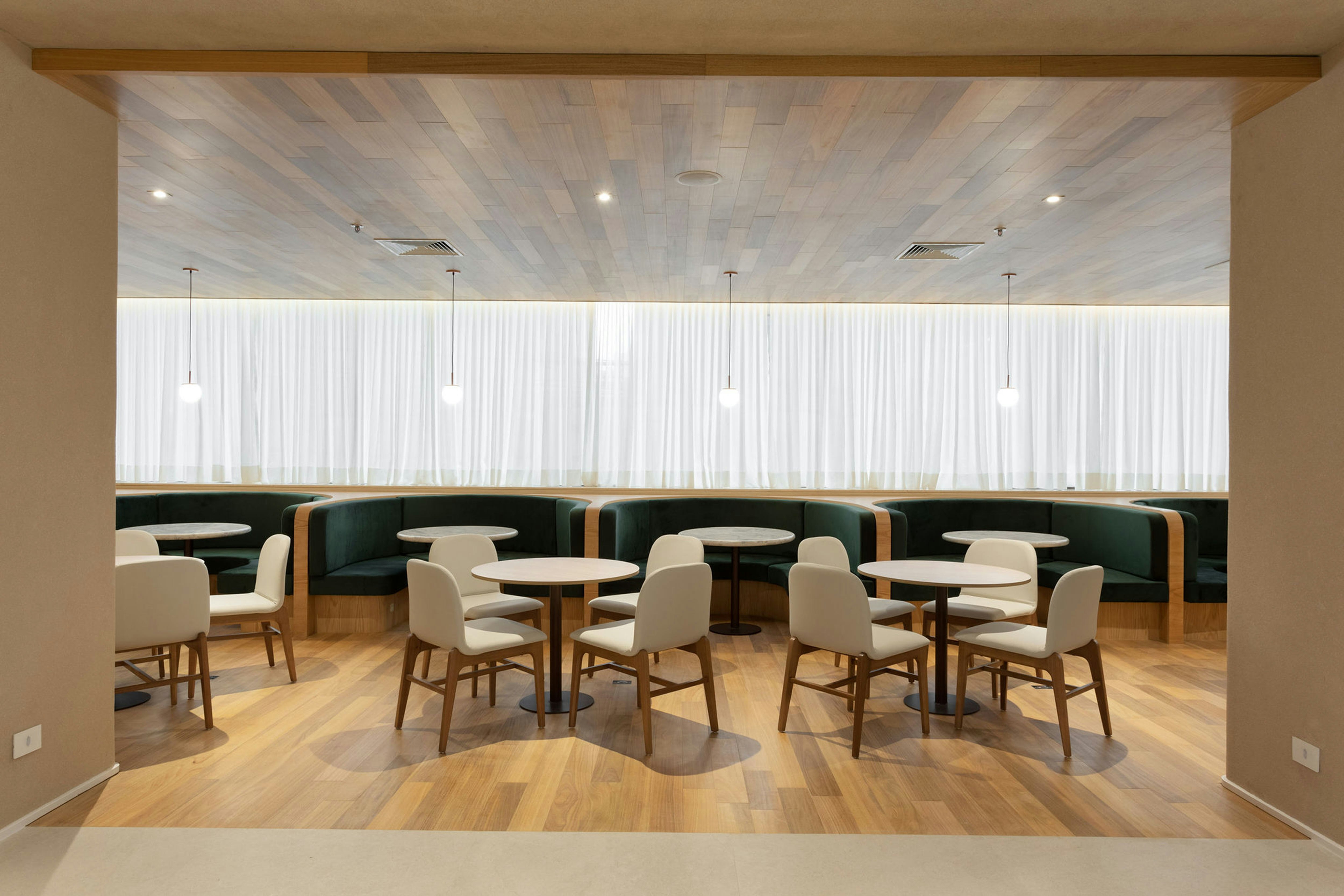 QOYA Hotel Curitiba, Curio Collection By Hilton 42/52