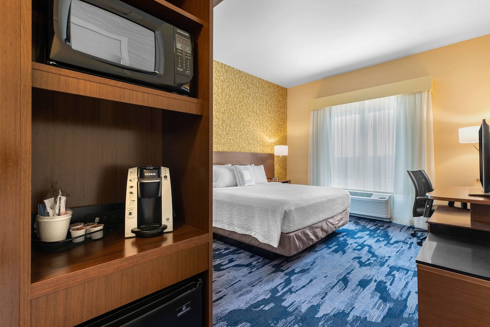 Fairfield Inn & Suites By Marriott Mebane 6/34