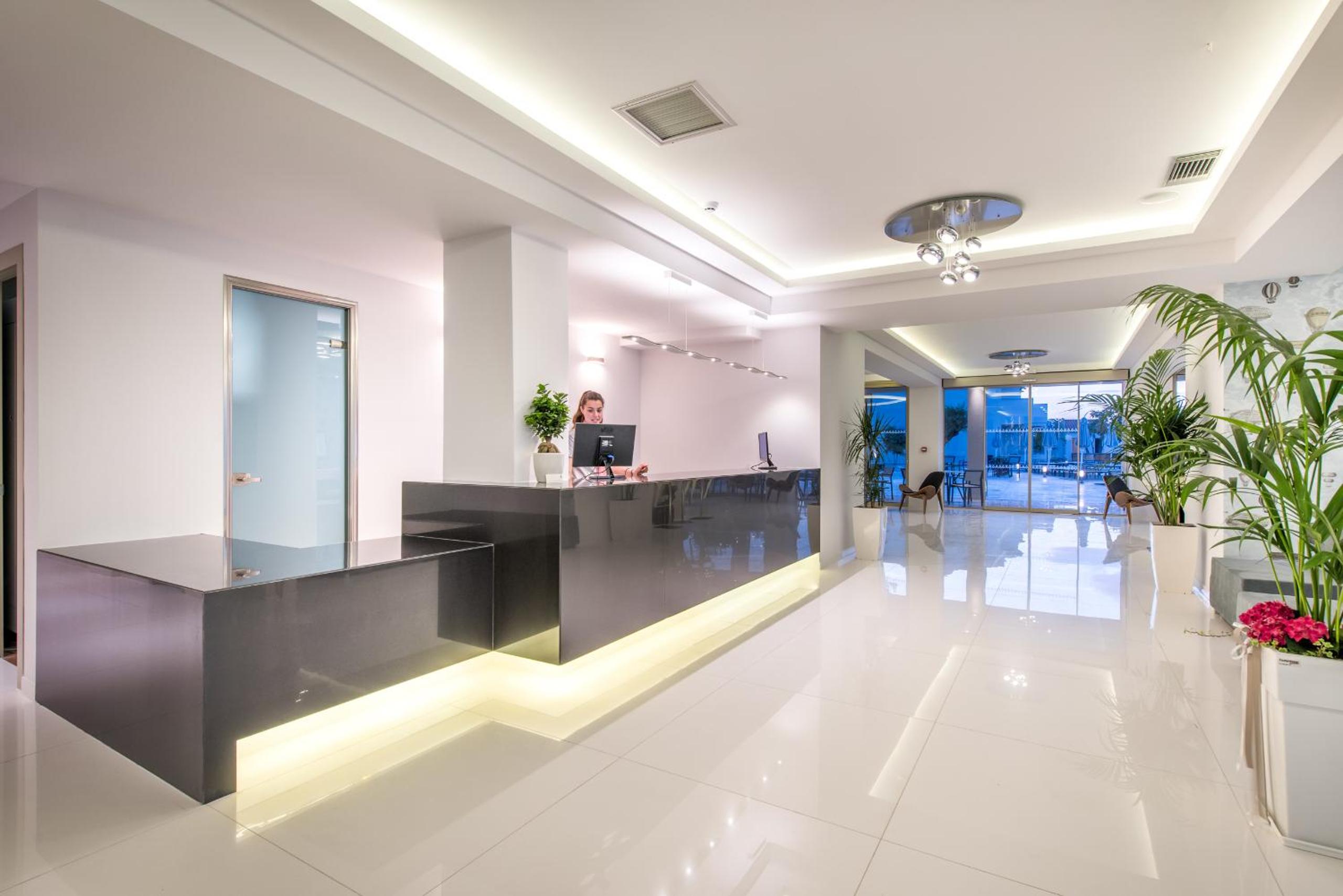 Azure Resort Spa 12/51