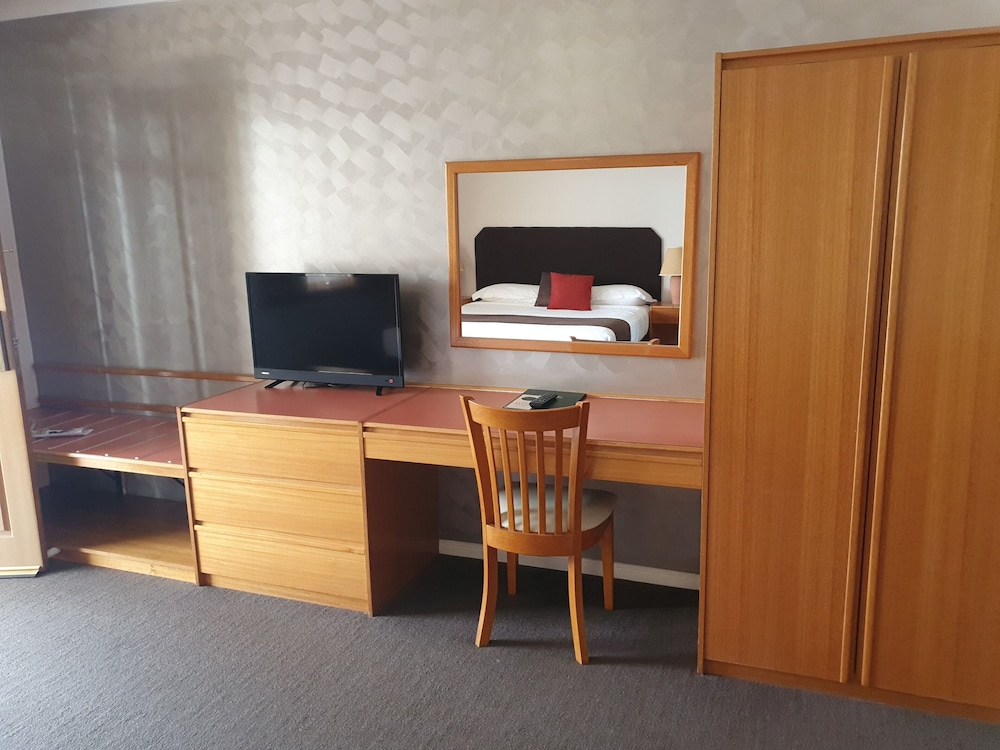 Mcnevin S Maryborough Motel 58/69