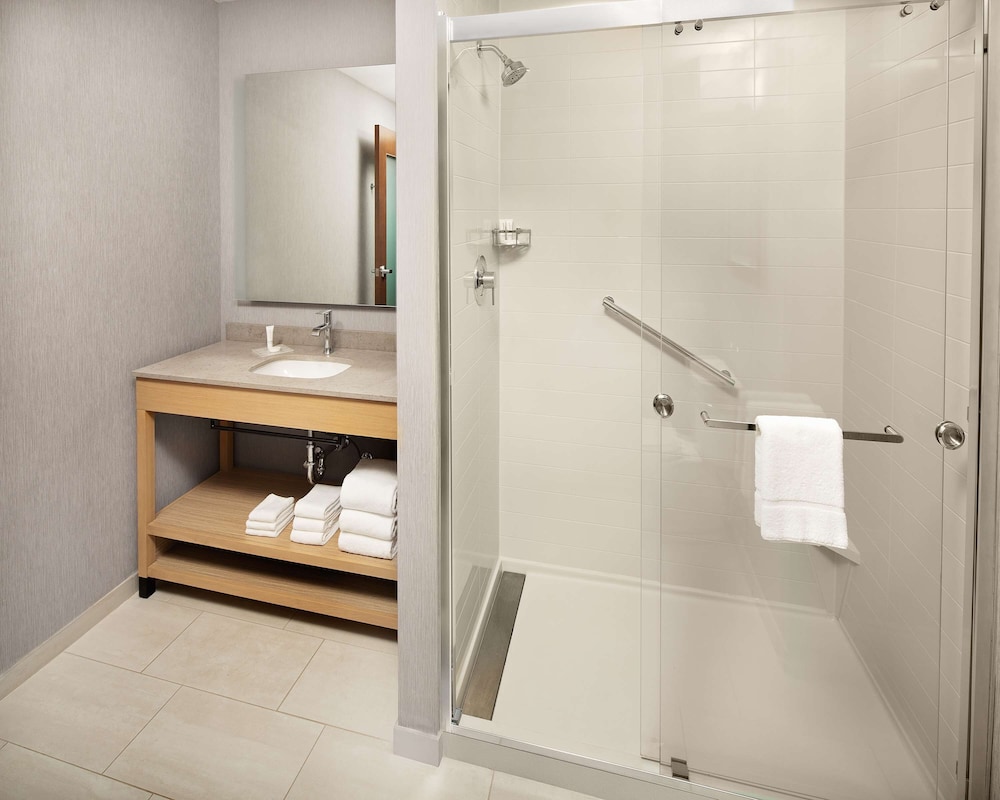 Hyatt Place Murfreesboro 29/31