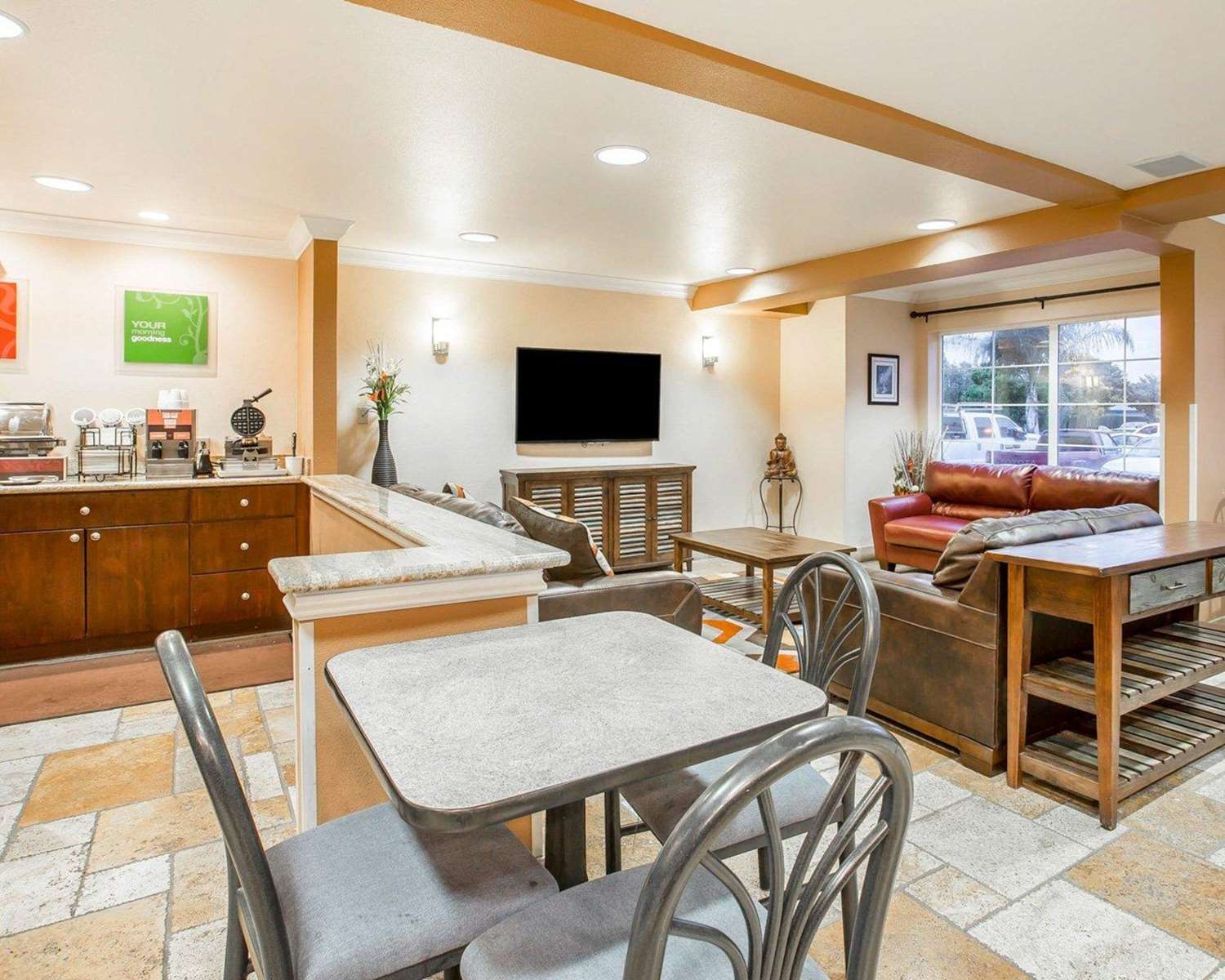 Comfort Inn & Suites Salinas City Center Area 30/45