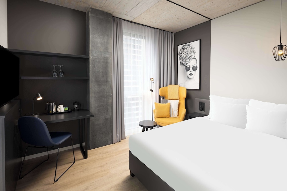 Radisson Hotel & Suites Zurich 17/50