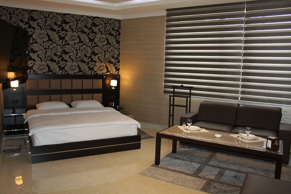 STANDARD, DOUBLE BED