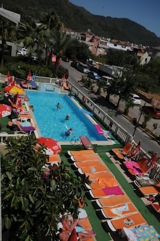 Ozturk Apartments 3/47