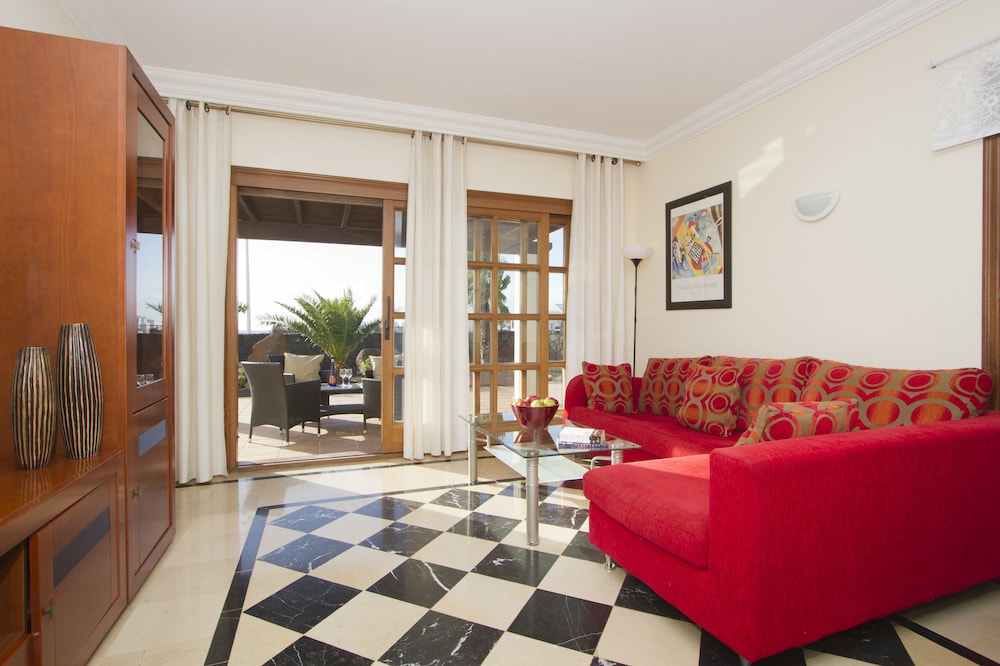 Villas Coral Deluxe 37/56