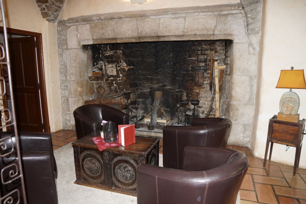 Chateau De La Caze 3/50