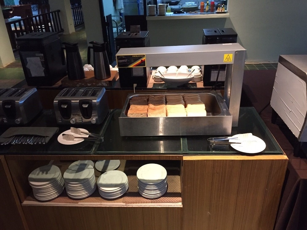 A Hotel Budget 43/61