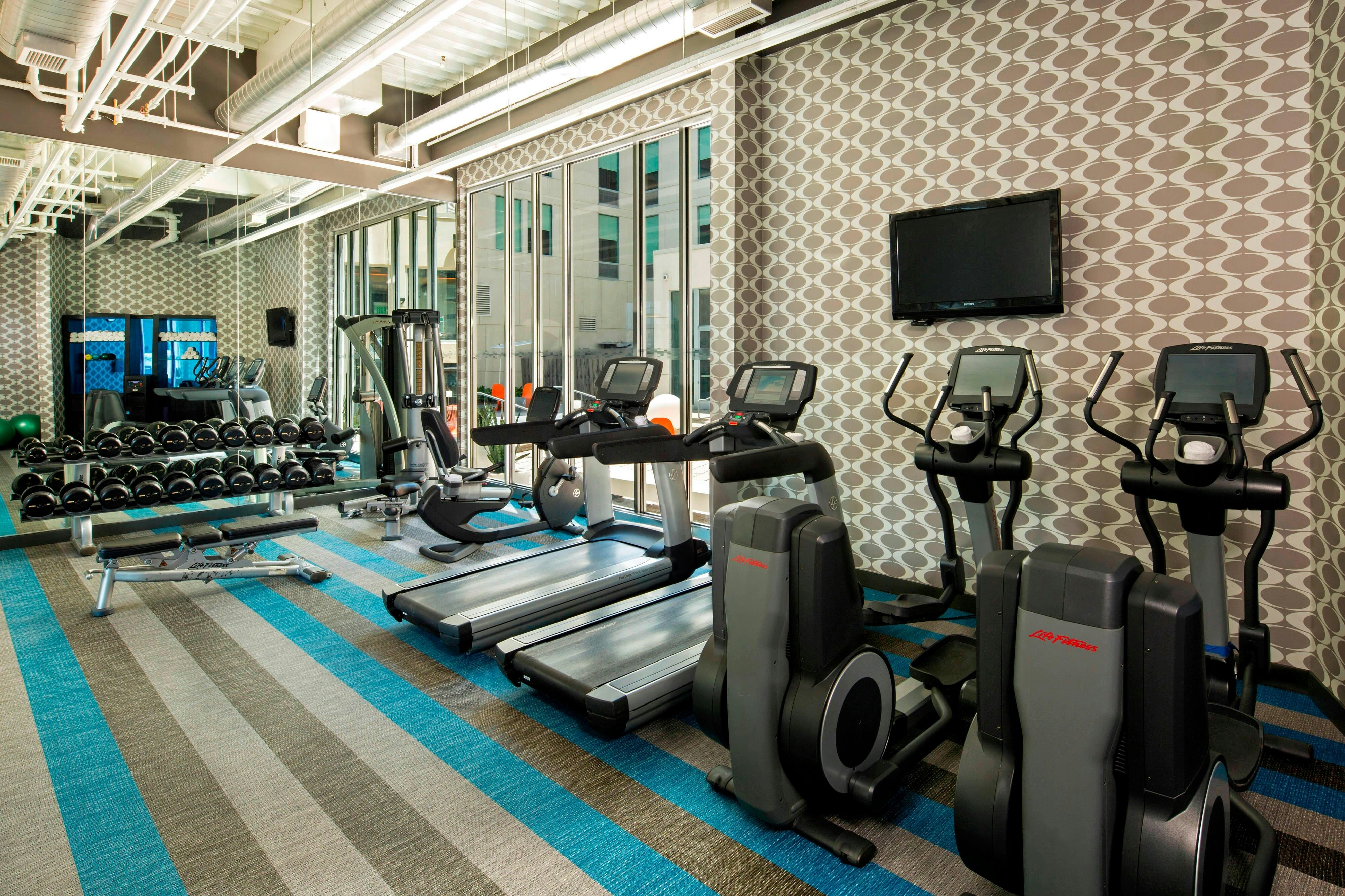 Aloft Milwaukee Downtown 21/43