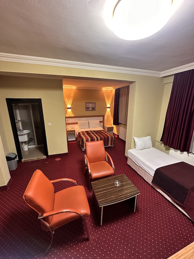 Mina 1 Hotel 17/50