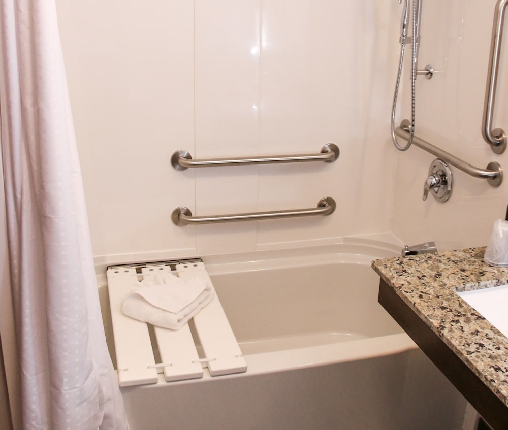 Holiday Inn Hotel Suites Denver Tech Center Centennial 11/75