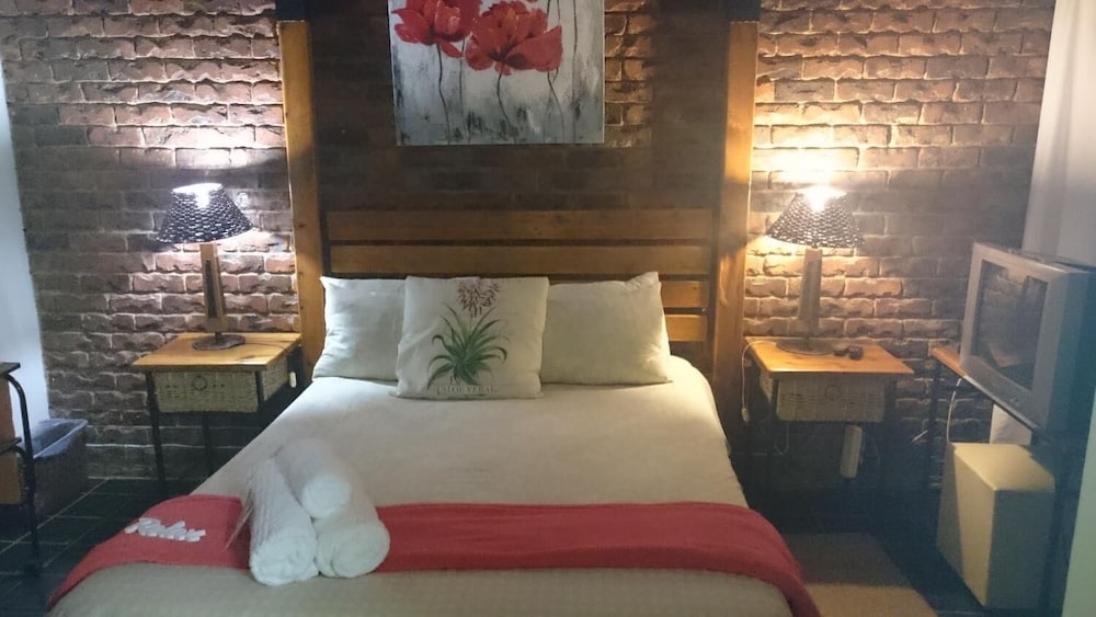 Gorgeous Gecko Guesthouse 11/29