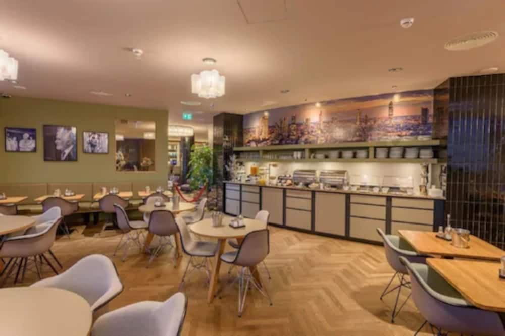 The Frankfurt Hotel 48/64