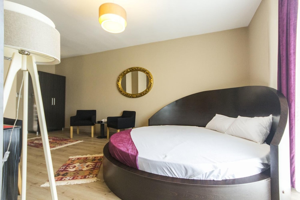 Bossuite Hotel Maltepe 15/50