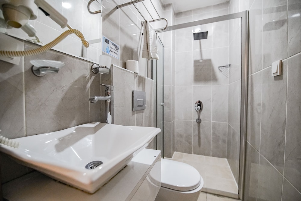 Mitani Suites 48/50