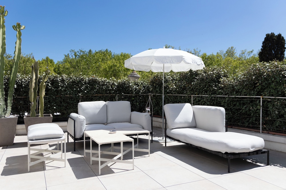 White 1921 Saint-Tropez 43/48