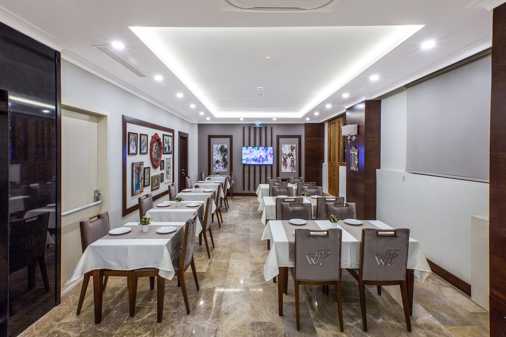 Ferman Hilal Hotel 55/63
