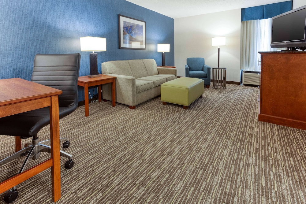 Heritage Inn & Suites St. Louis/Fenton, Trademark by Wyndham 39/60