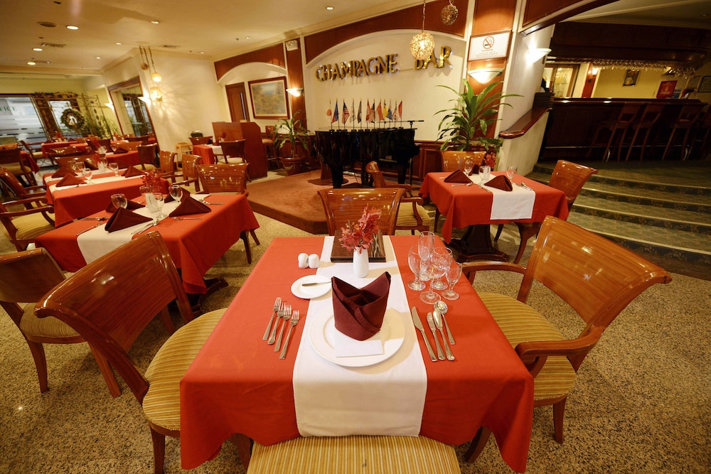 Grand Regal Hotel Davao 37/50