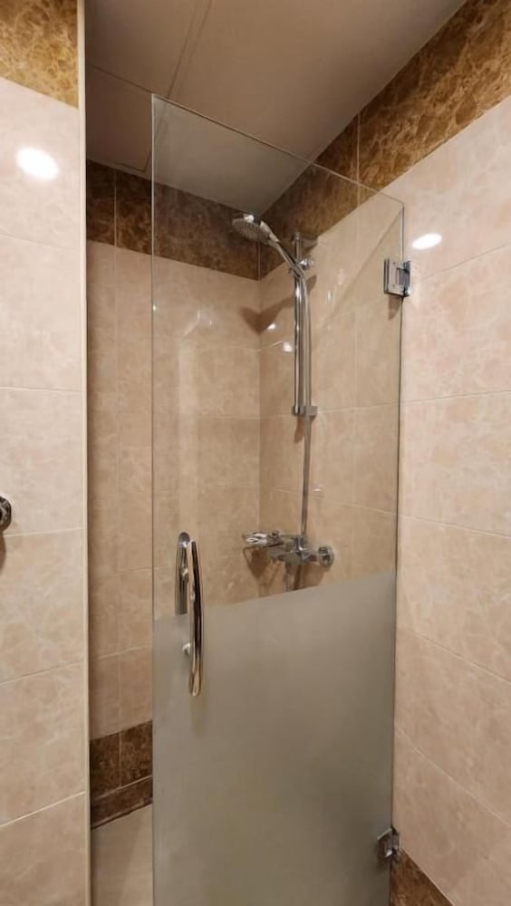 فندق ابراج المسك(ABRAJ ALMISK HOTEL) 44/45