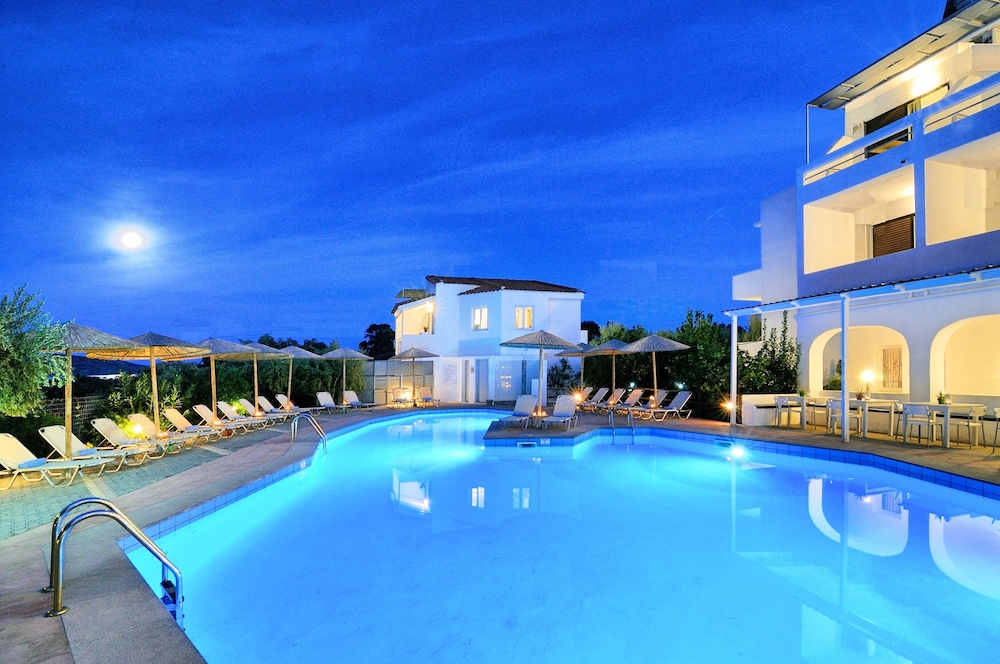 Elounda Krini Hotel by GHH 8/79