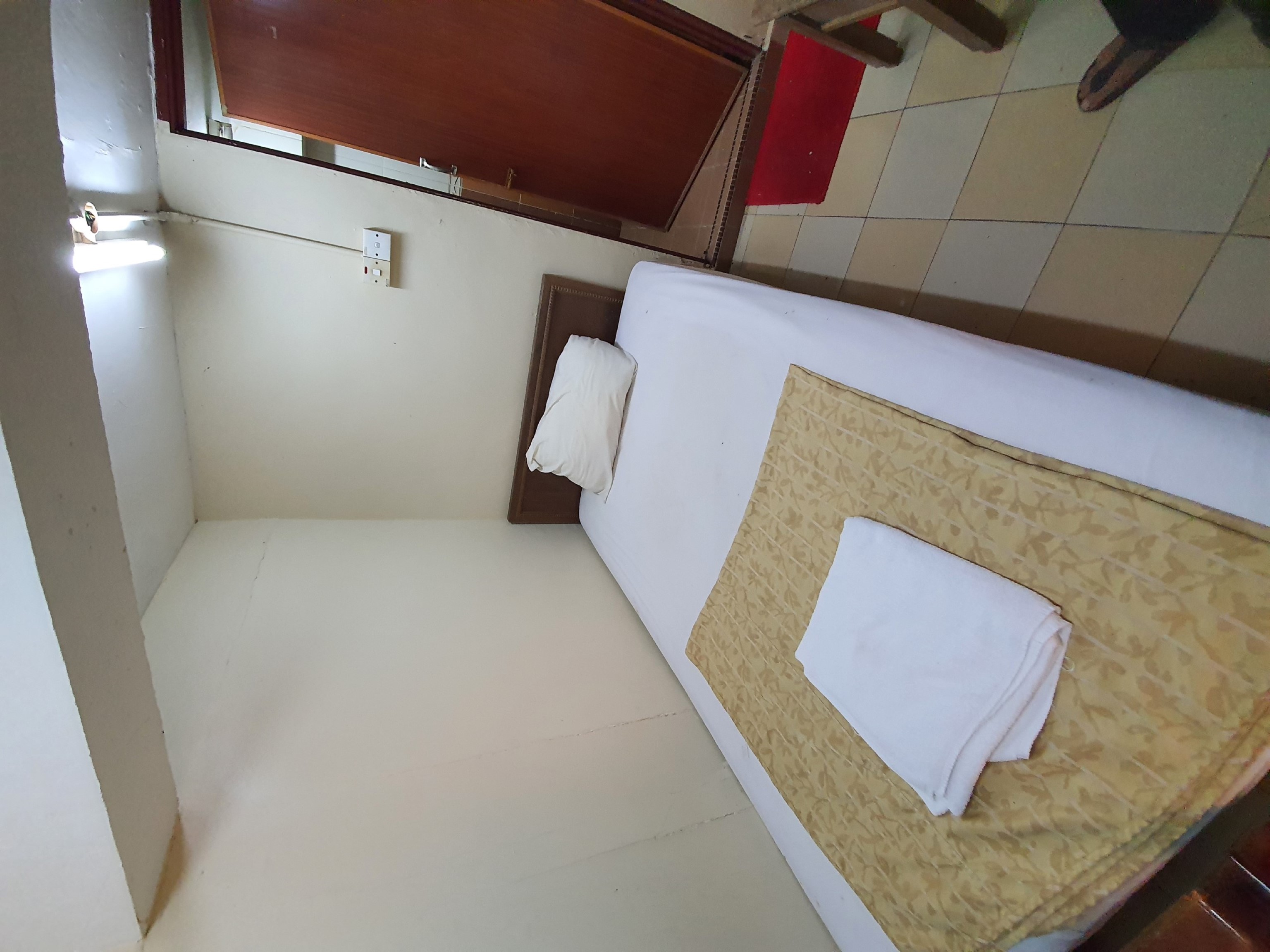 Room at SPOT ON 90137 Casavilla Hotel Pudu, KUALA LUMPUR