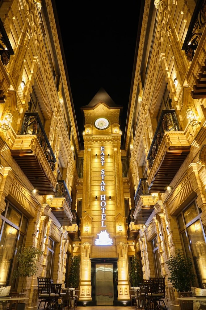 East Star Hotel 31/50