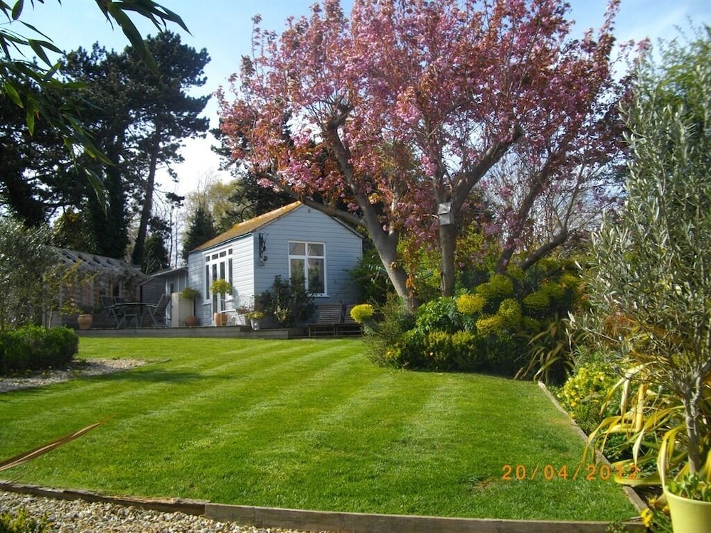 Birch House B B 26/33