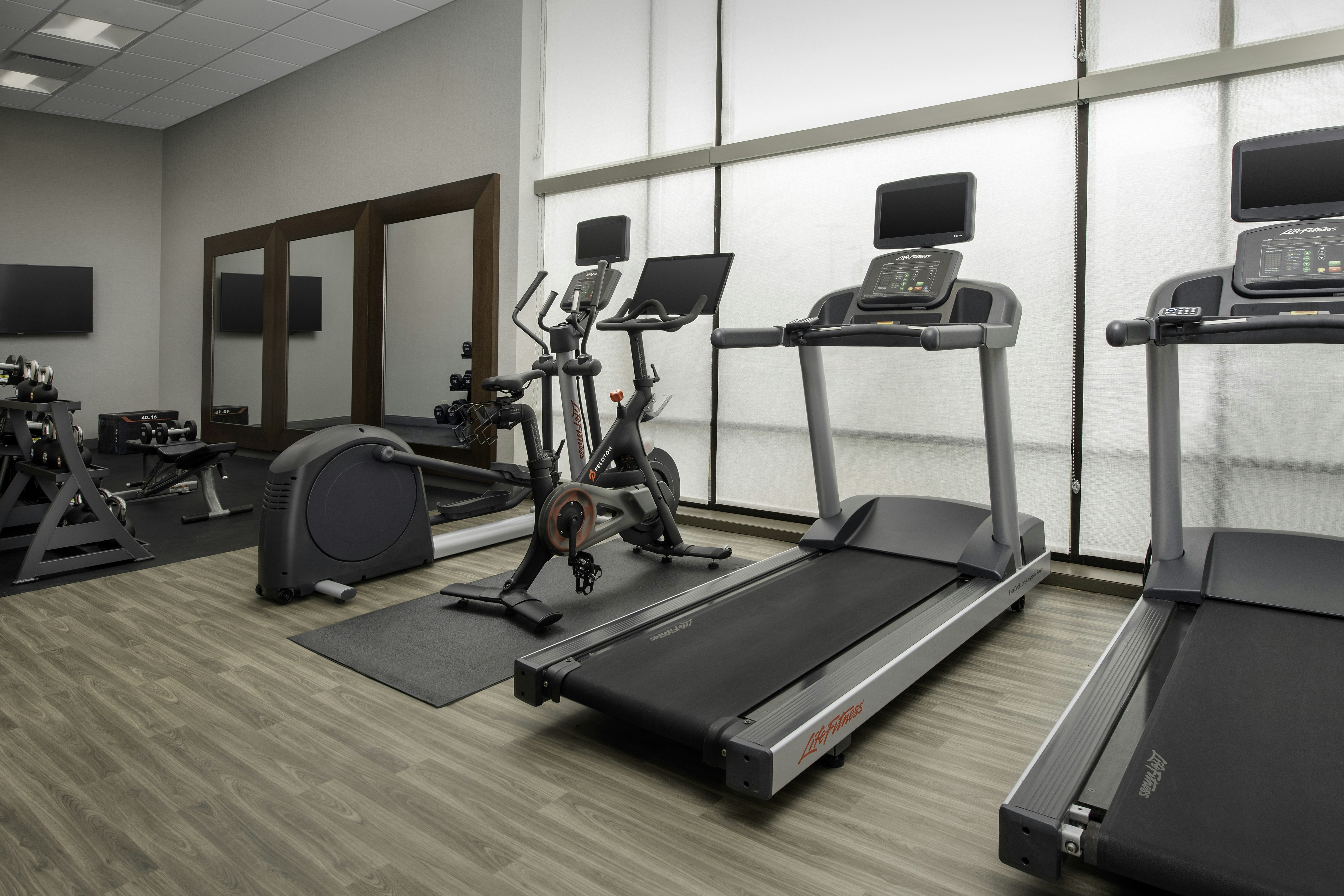 Hampton Inn Pittsburgh-Monroeville 25/41