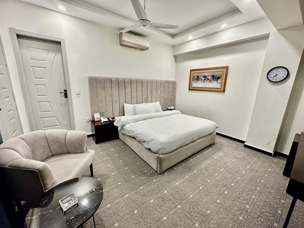Faletti's Express - Islamabad 21/51