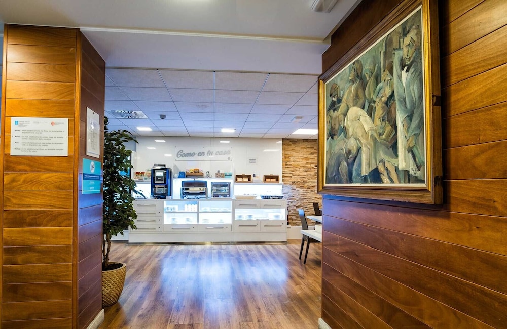 Hotel Alda Bonaval 2/42